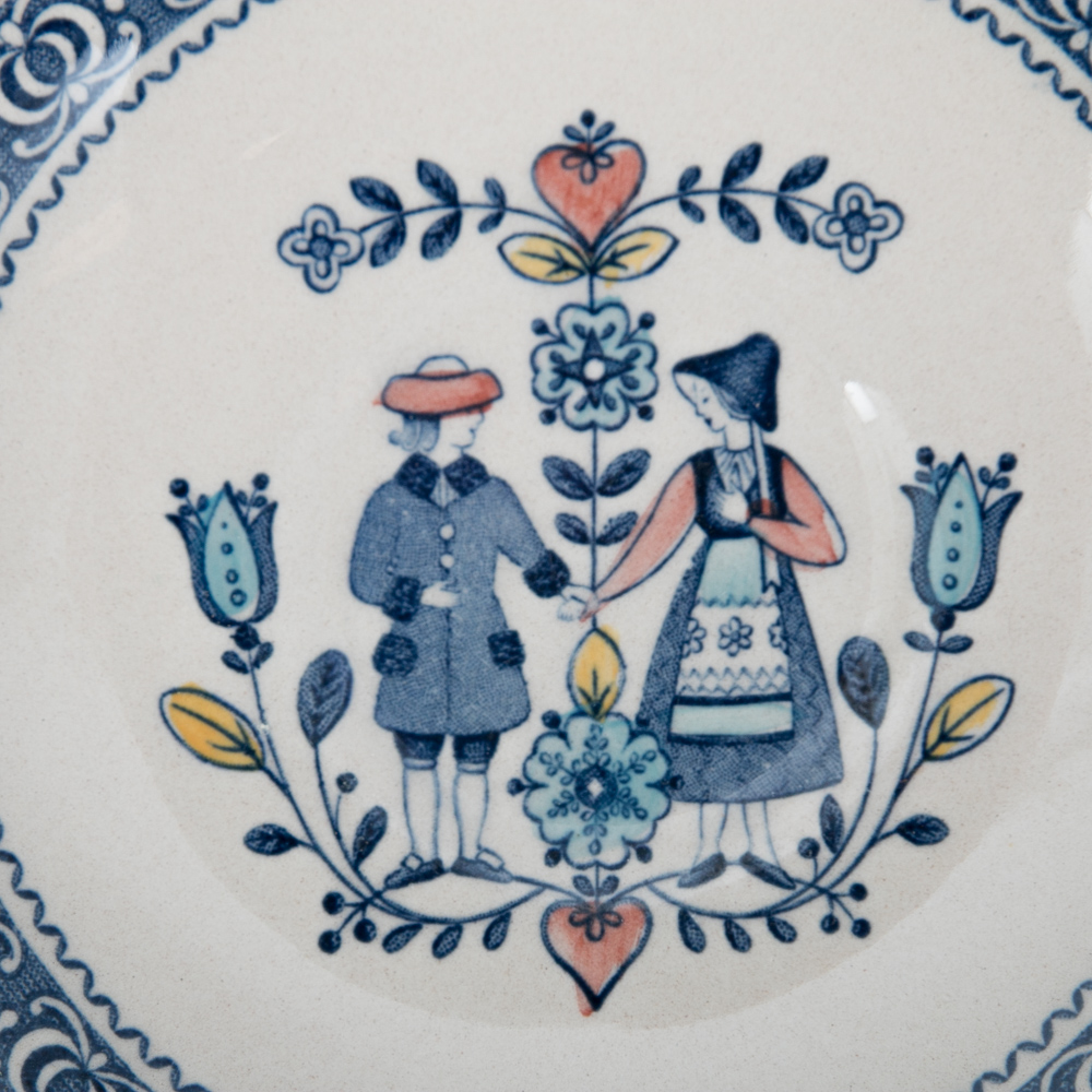 Johnson Brothers Old Granite "Hearts & Flowers" Ironstone Dinner Service