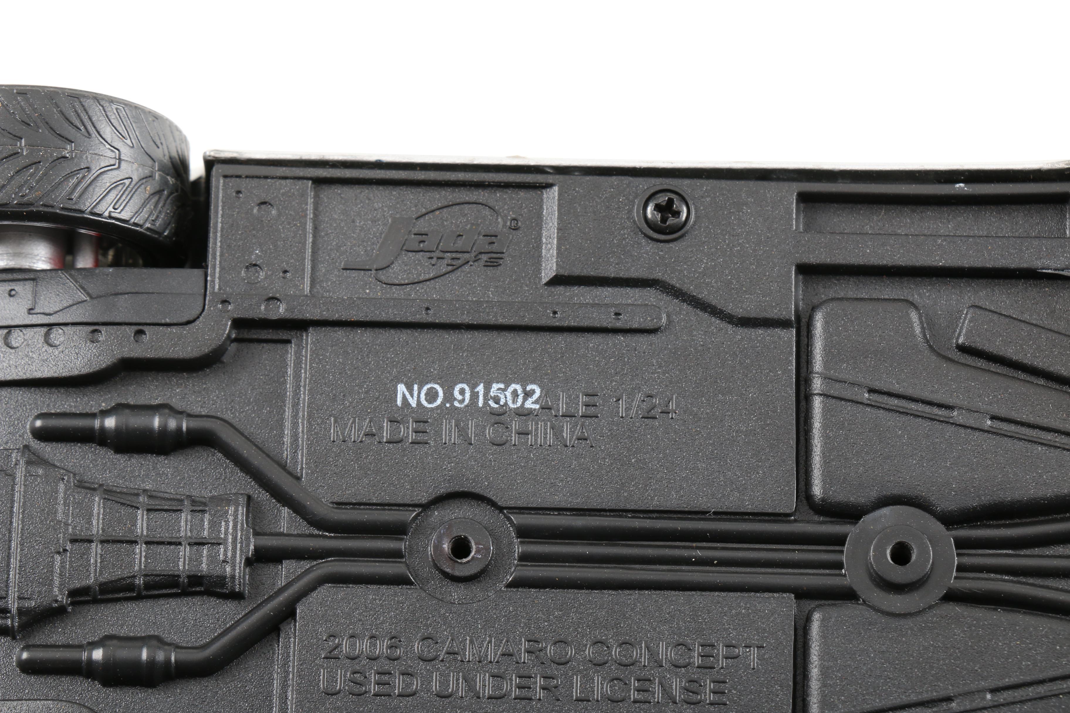 Chevrolet Camaro 1:24 Scale Diecast Car Collection