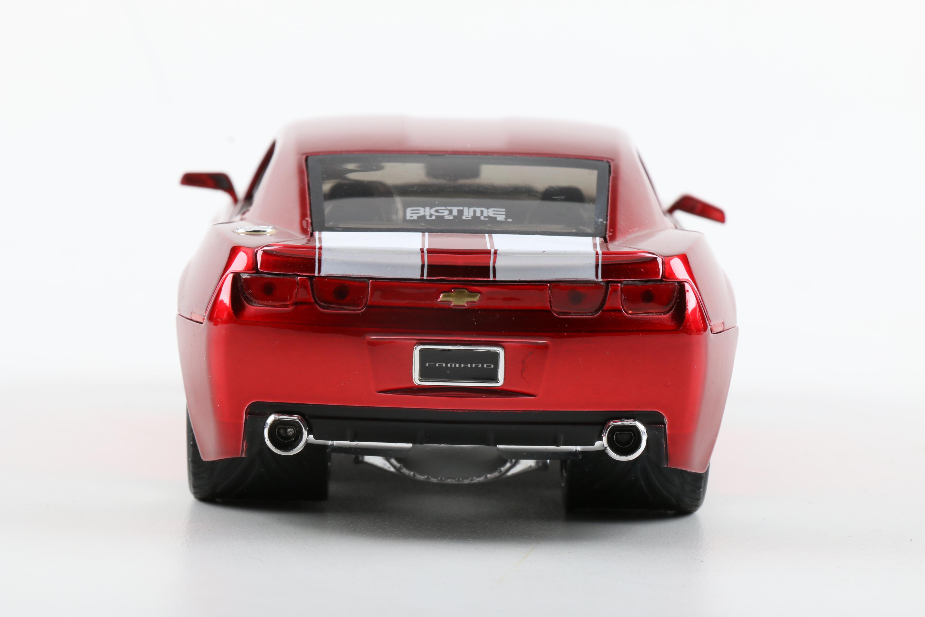 Chevrolet Camaro 1:24 Scale Diecast Car Collection