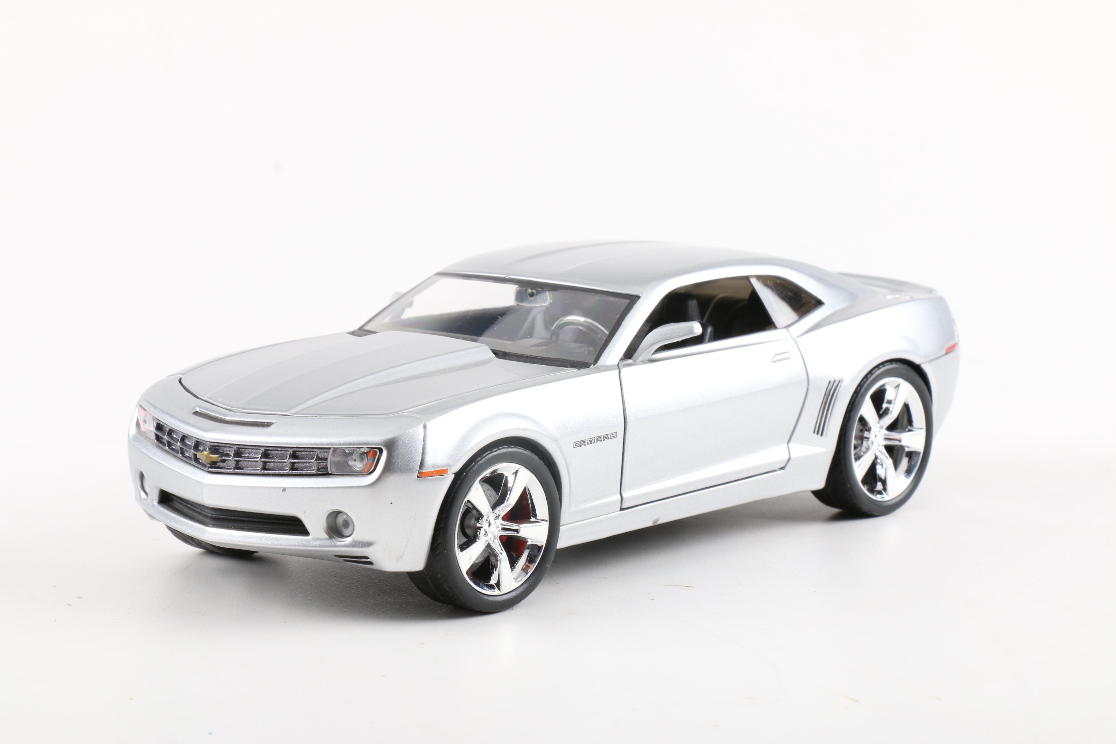 Chevrolet Camaro 1:24 Scale Diecast Car Collection