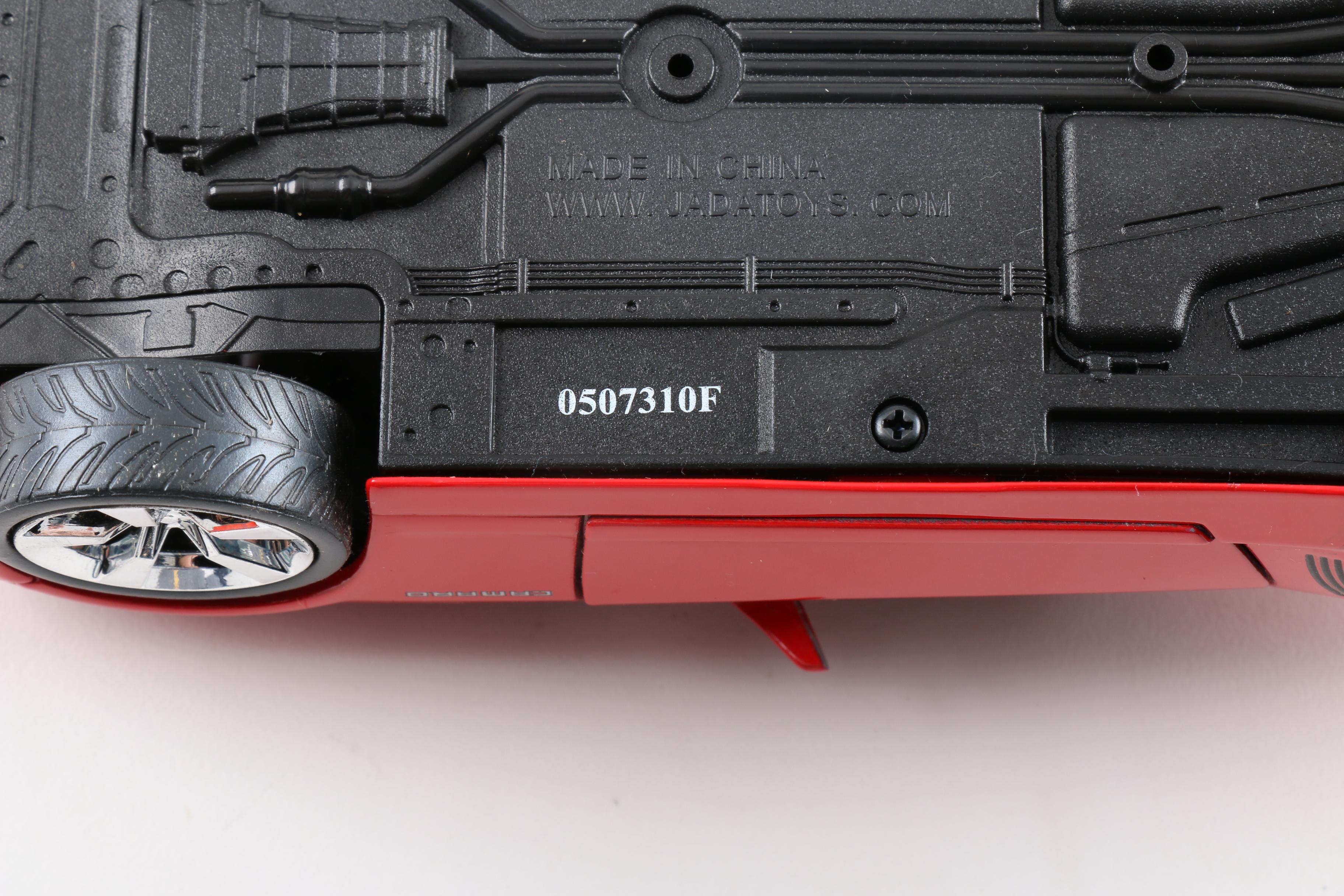 Chevrolet Camaro 1:24 Scale Diecast Car Collection