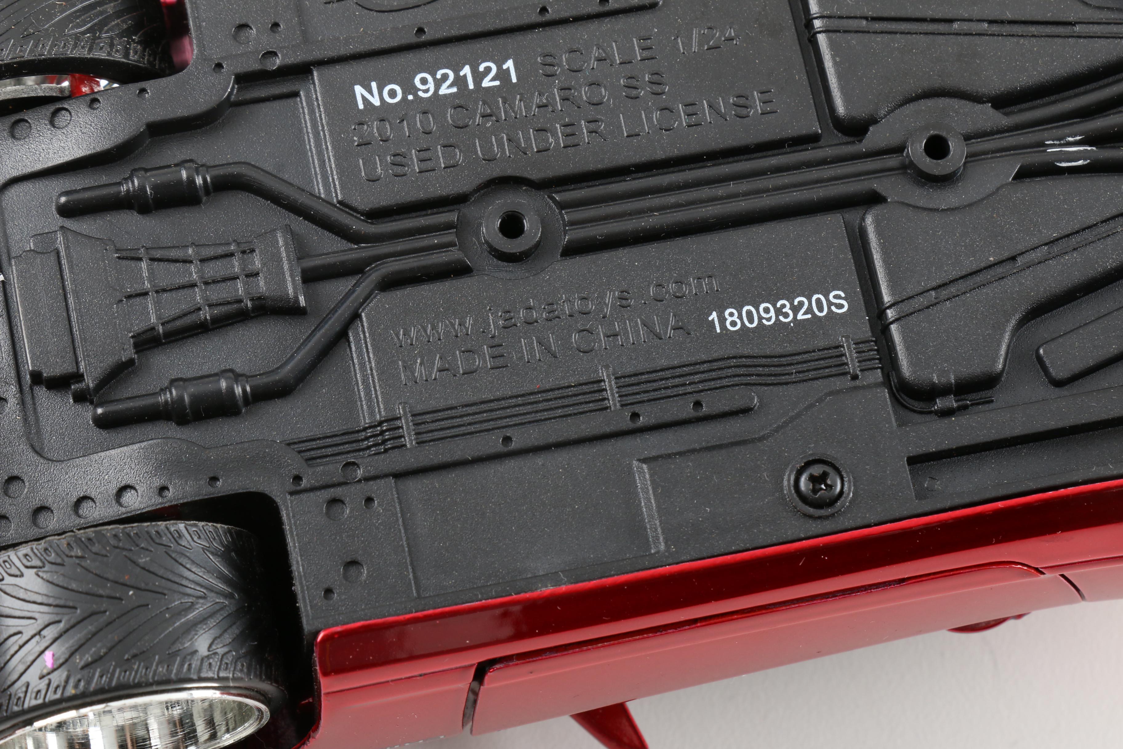 Chevrolet Camaro 1:24 Scale Diecast Car Collection