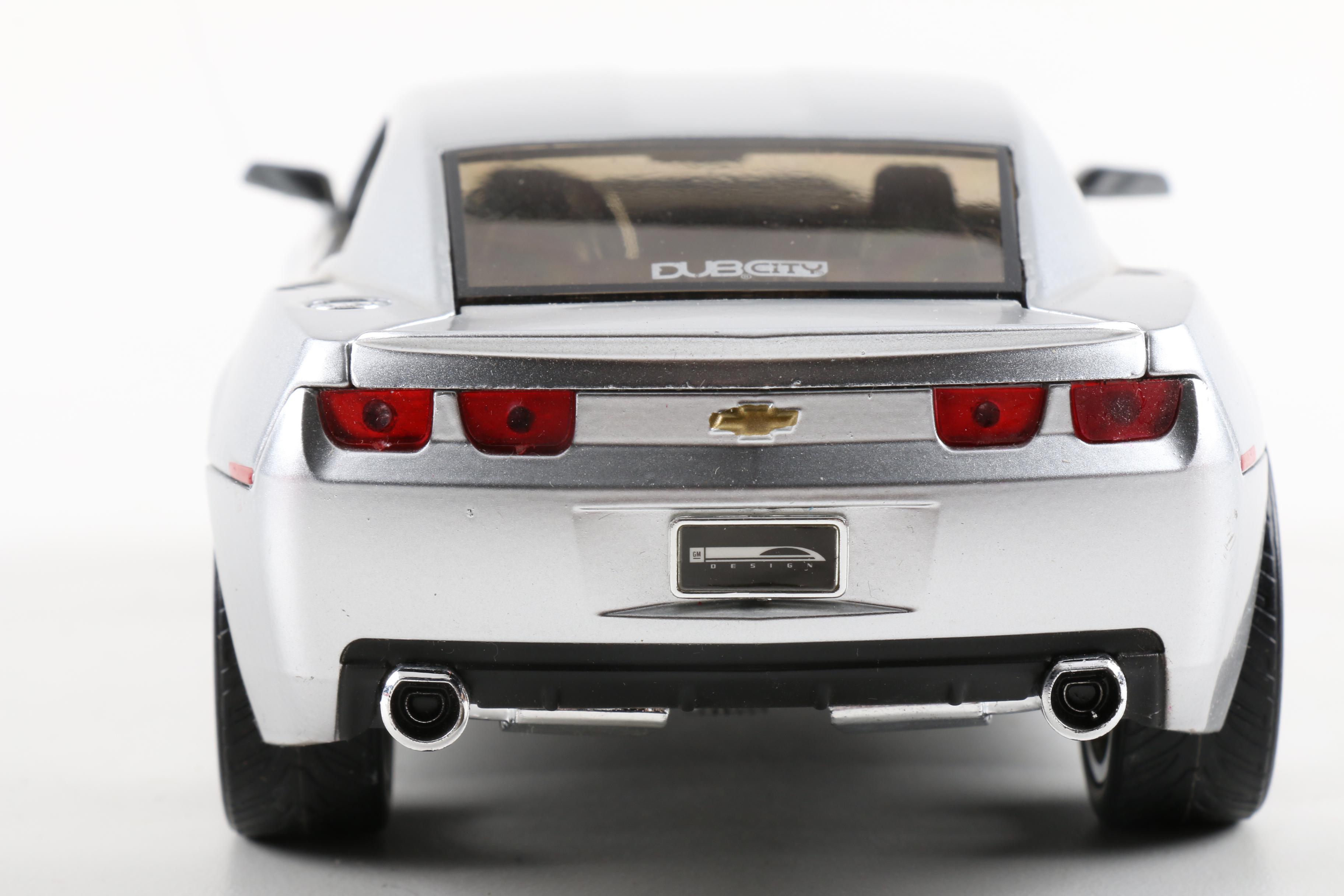 Chevrolet Camaro 1:24 Scale Diecast Car Collection