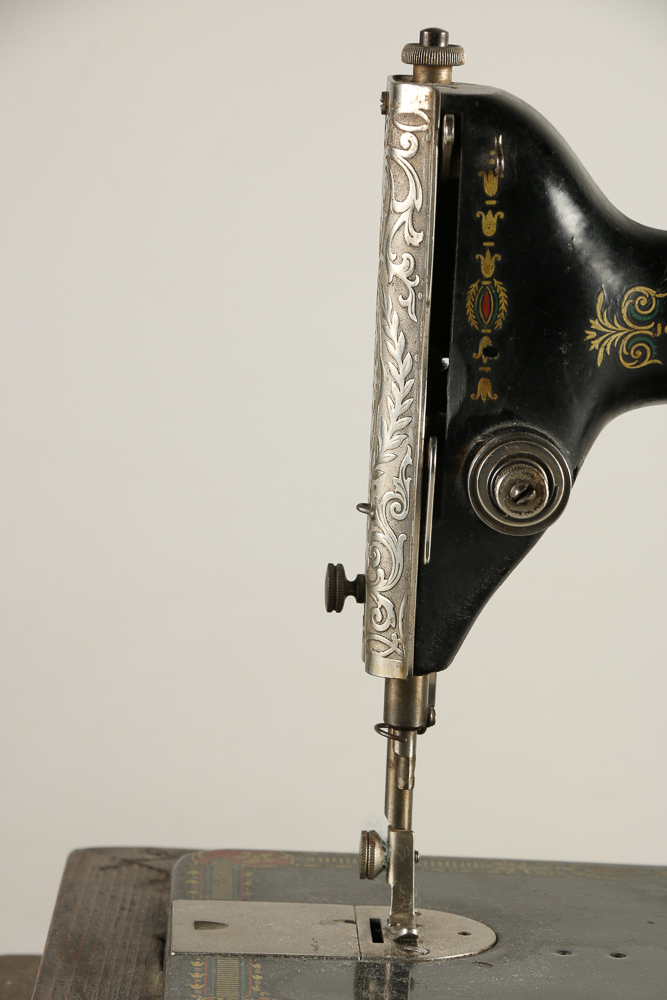 1920 Singer "Redeye" Sewing Machine