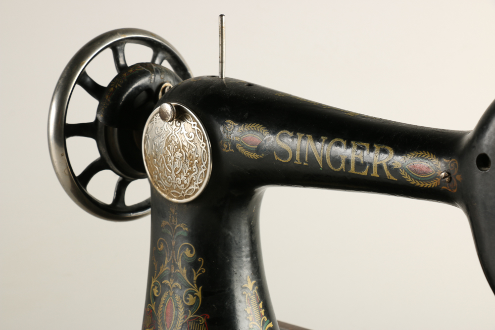 1920 Singer "Redeye" Sewing Machine