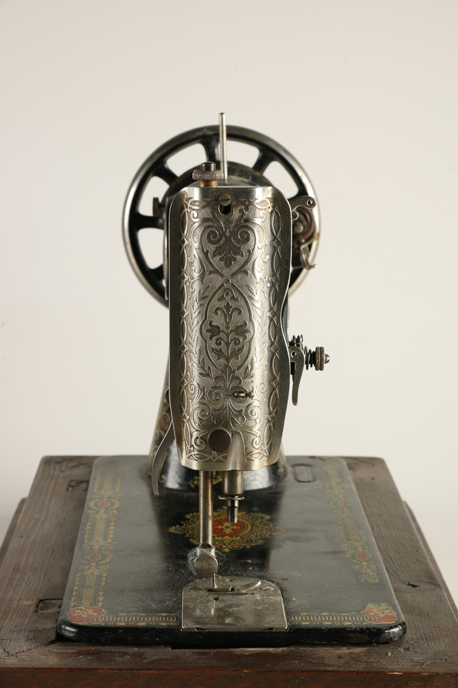 1920 Singer "Redeye" Sewing Machine