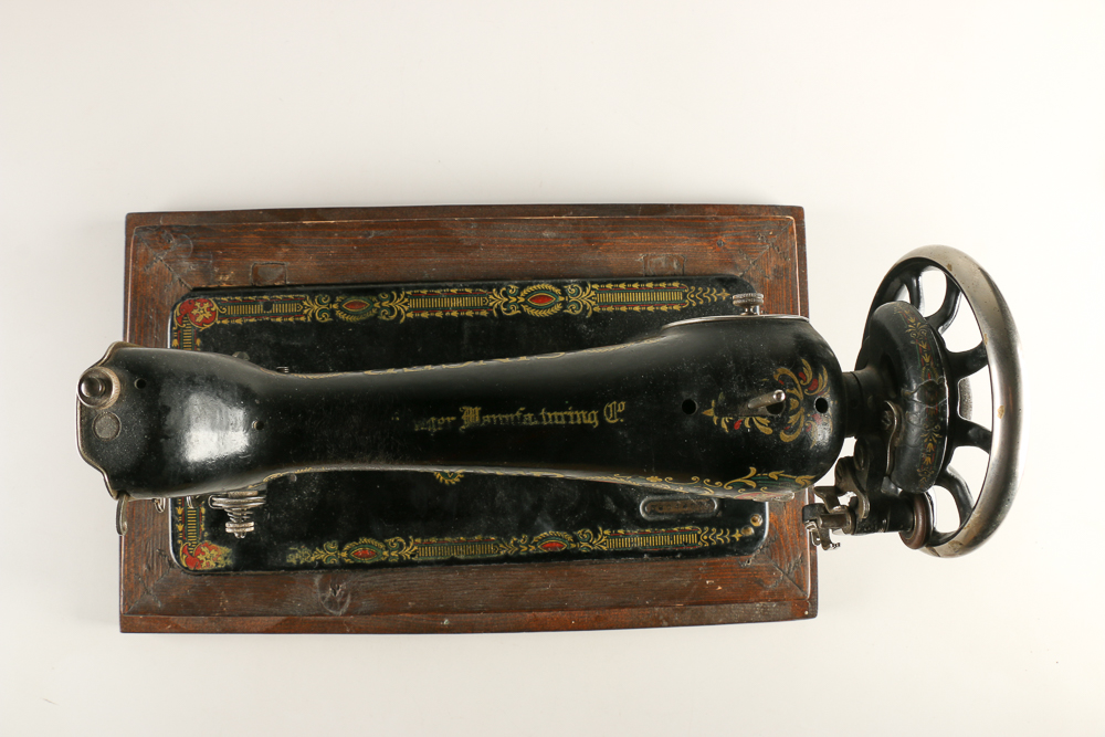 1920 Singer "Redeye" Sewing Machine