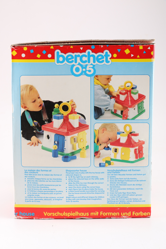 Group of Children's Toys Featuring "The Magic School Bus"