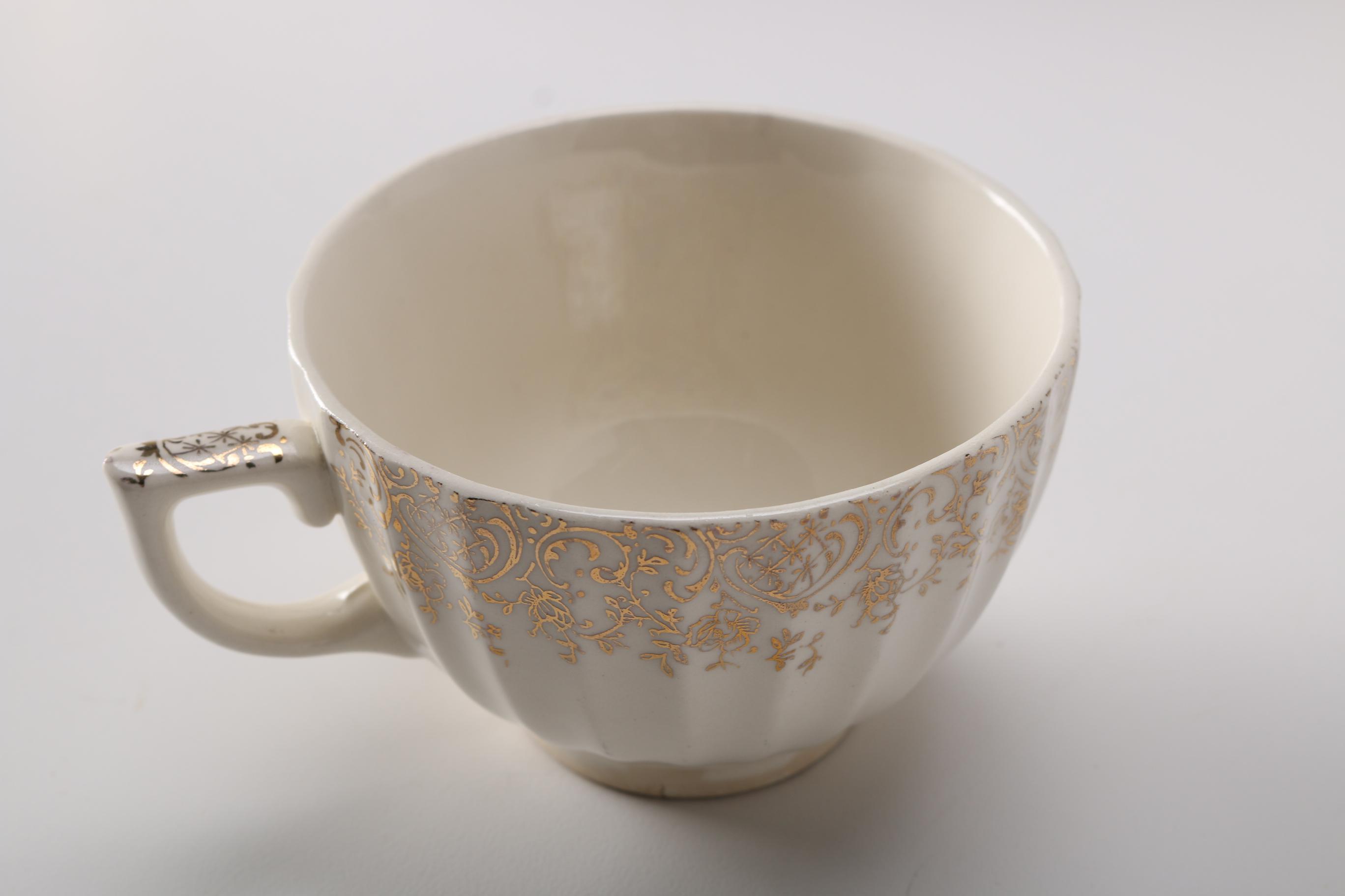 Set of American Limoges 22K Gold "Toledo Delight" Tableware