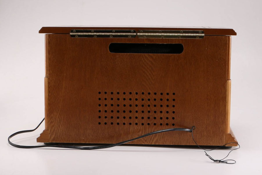 Thomas Pacconi Replica Antique Record Player and Radio