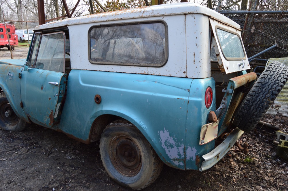 1967 International Scout Traveltop