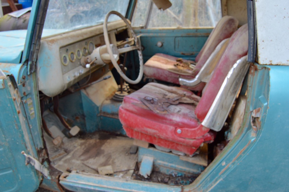 1967 International Scout Traveltop