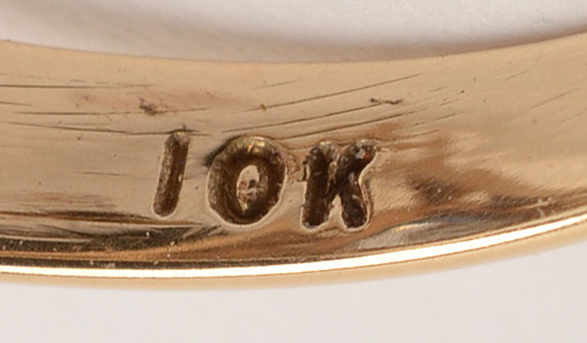 10K Yellow Gold Blue Spinel Ring