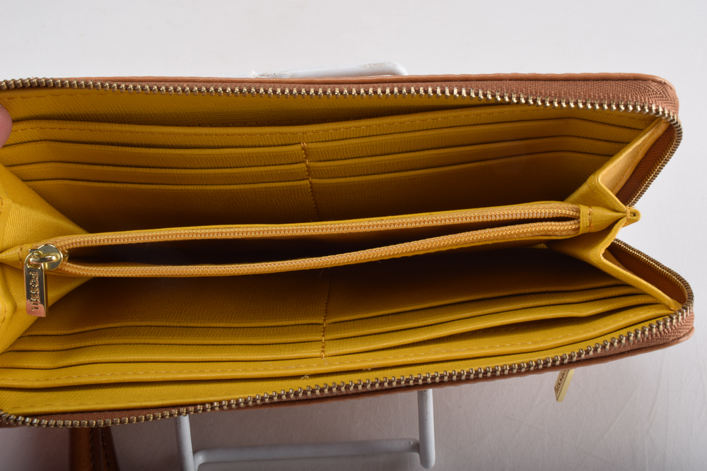 Fossil Wristlet Wallet