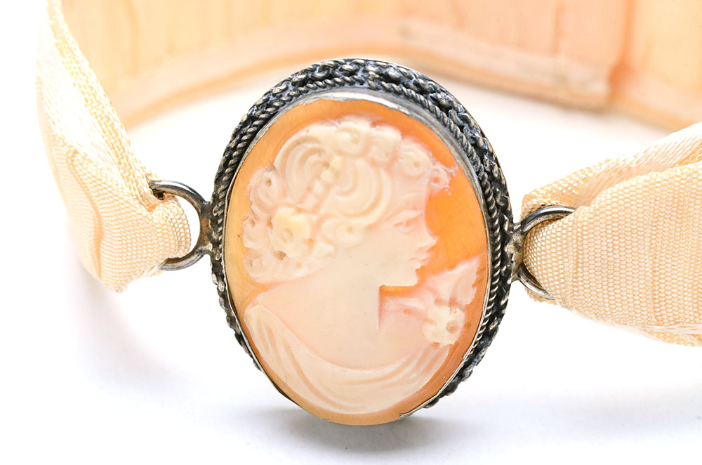 Vintage Signed Sterling Silver Carved Shell Cameo
