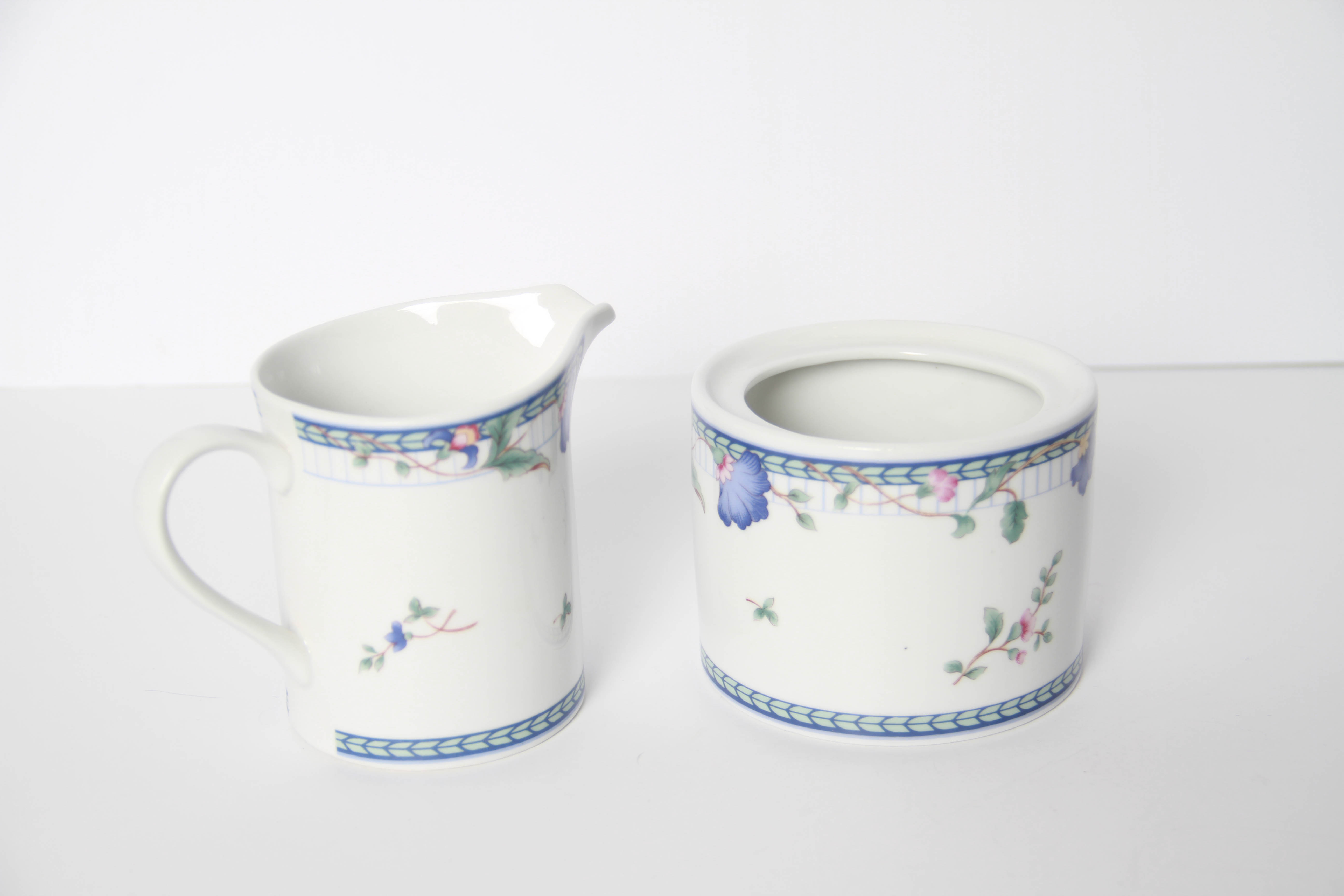 Oneida "Blue Lattice" China