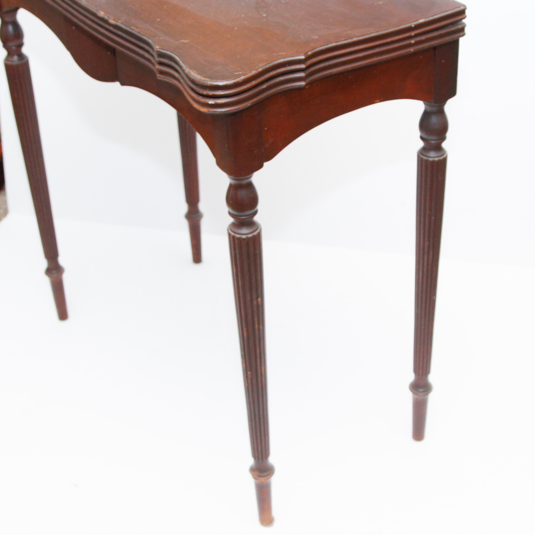 Vintage Sheraton Style Flip-Top Games Table