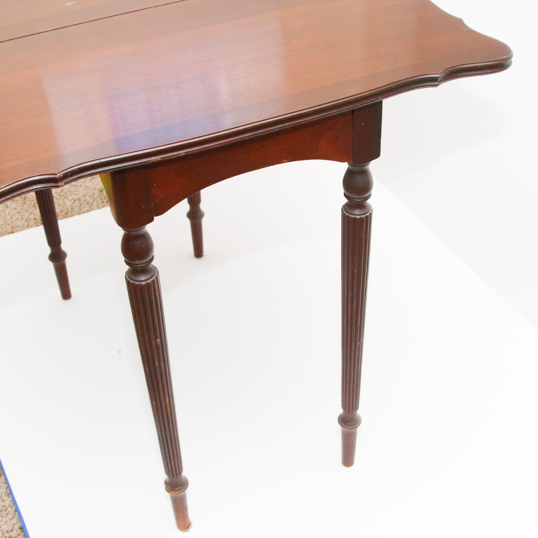 Vintage Sheraton Style Flip-Top Games Table