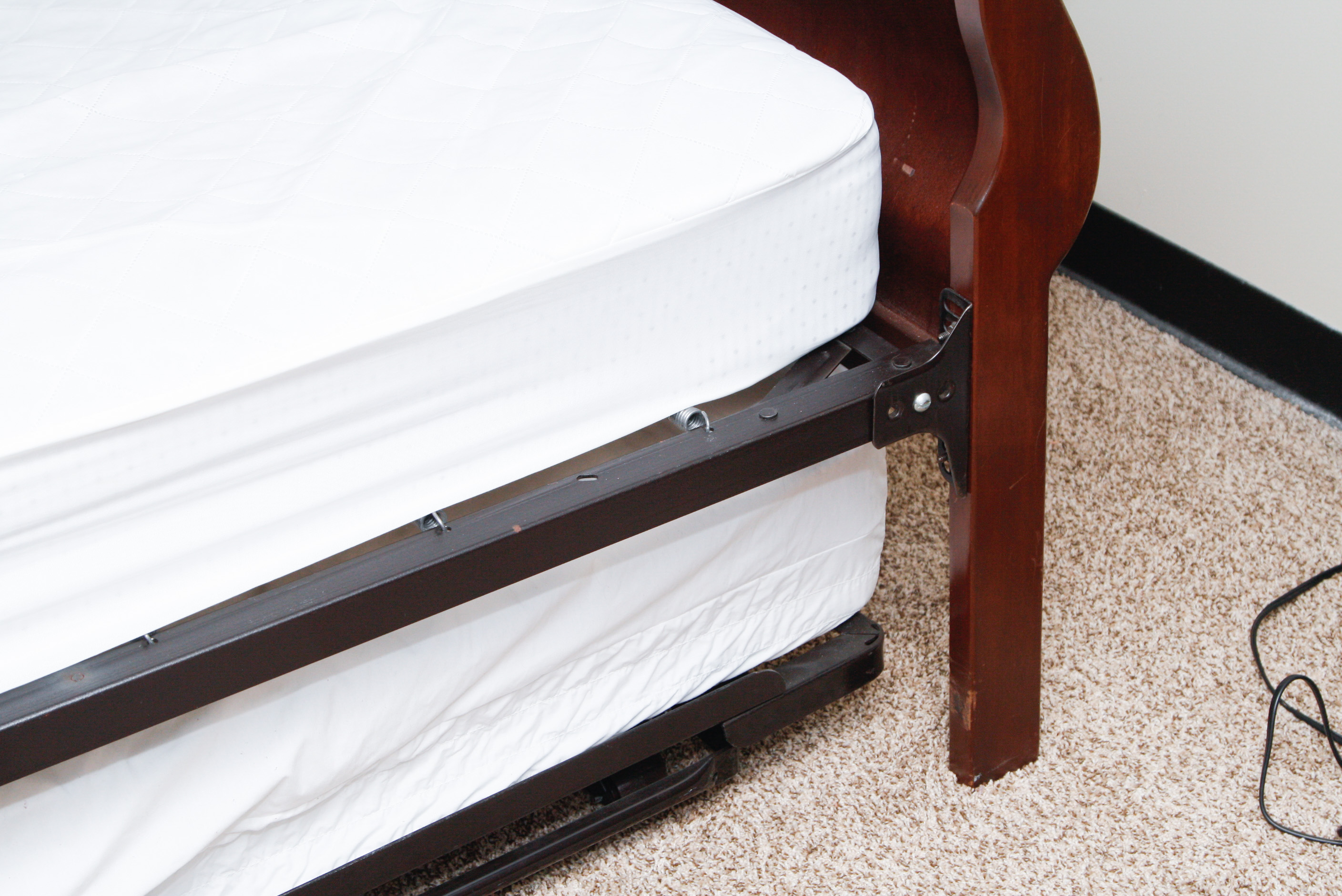 Sleigh Daybed With Trundle