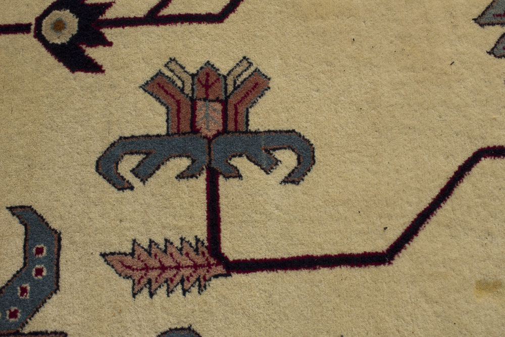 Handwoven Pakistani Tiara Collection Rug