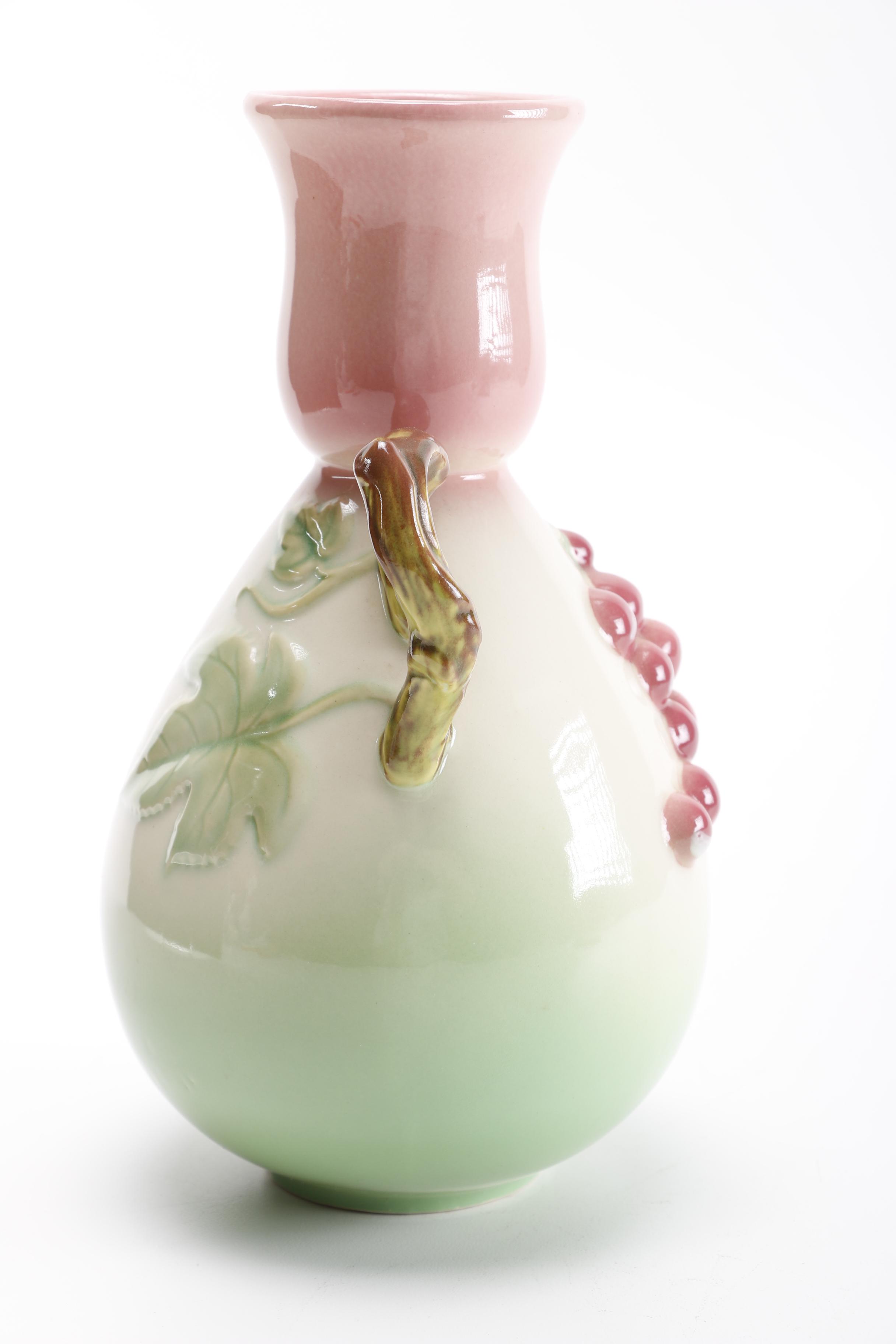 A.E. Hull Pottery Co. "Tokay" Vase