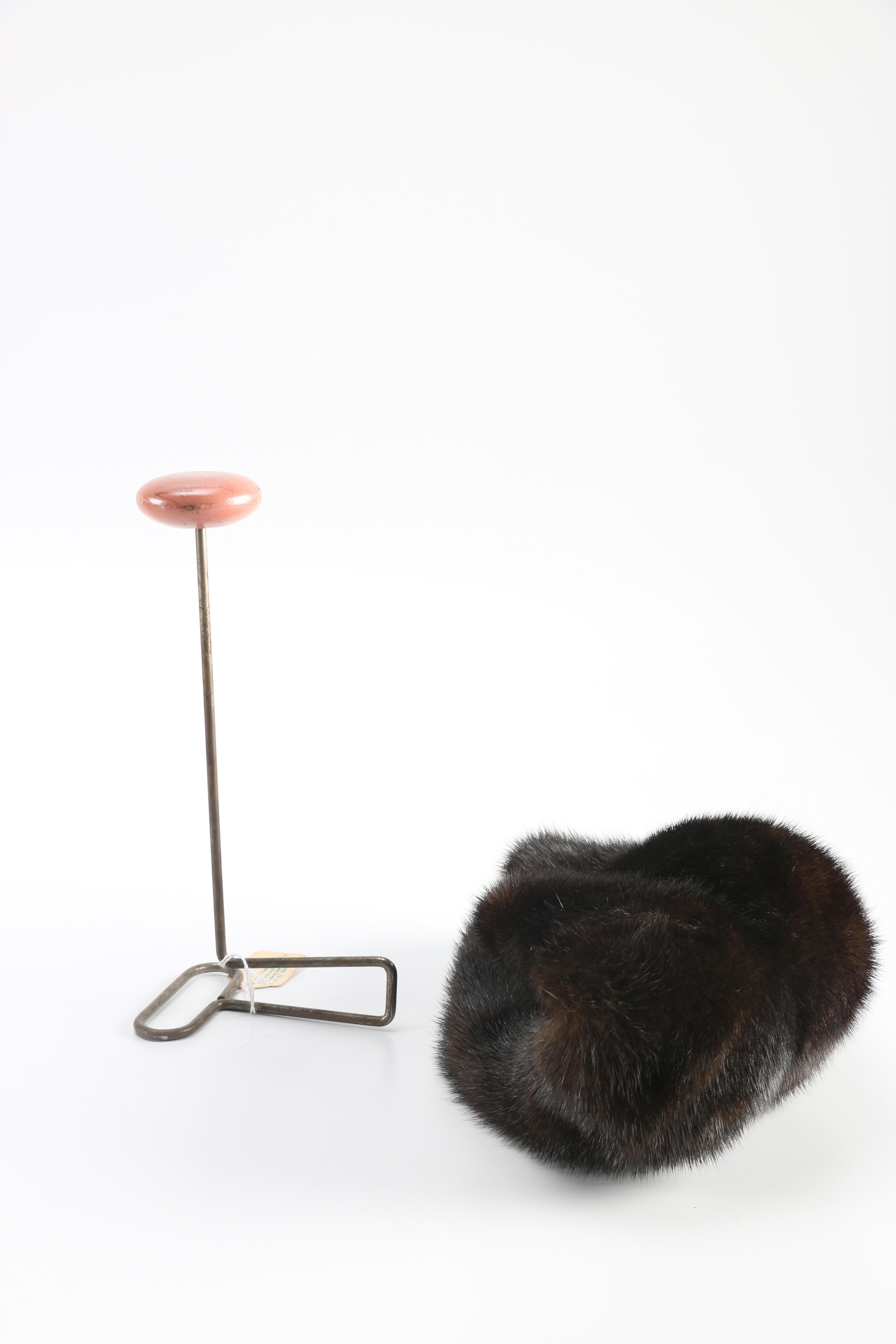 Vintage Mink Fur Hats With Stands Includes Vincent & Bill