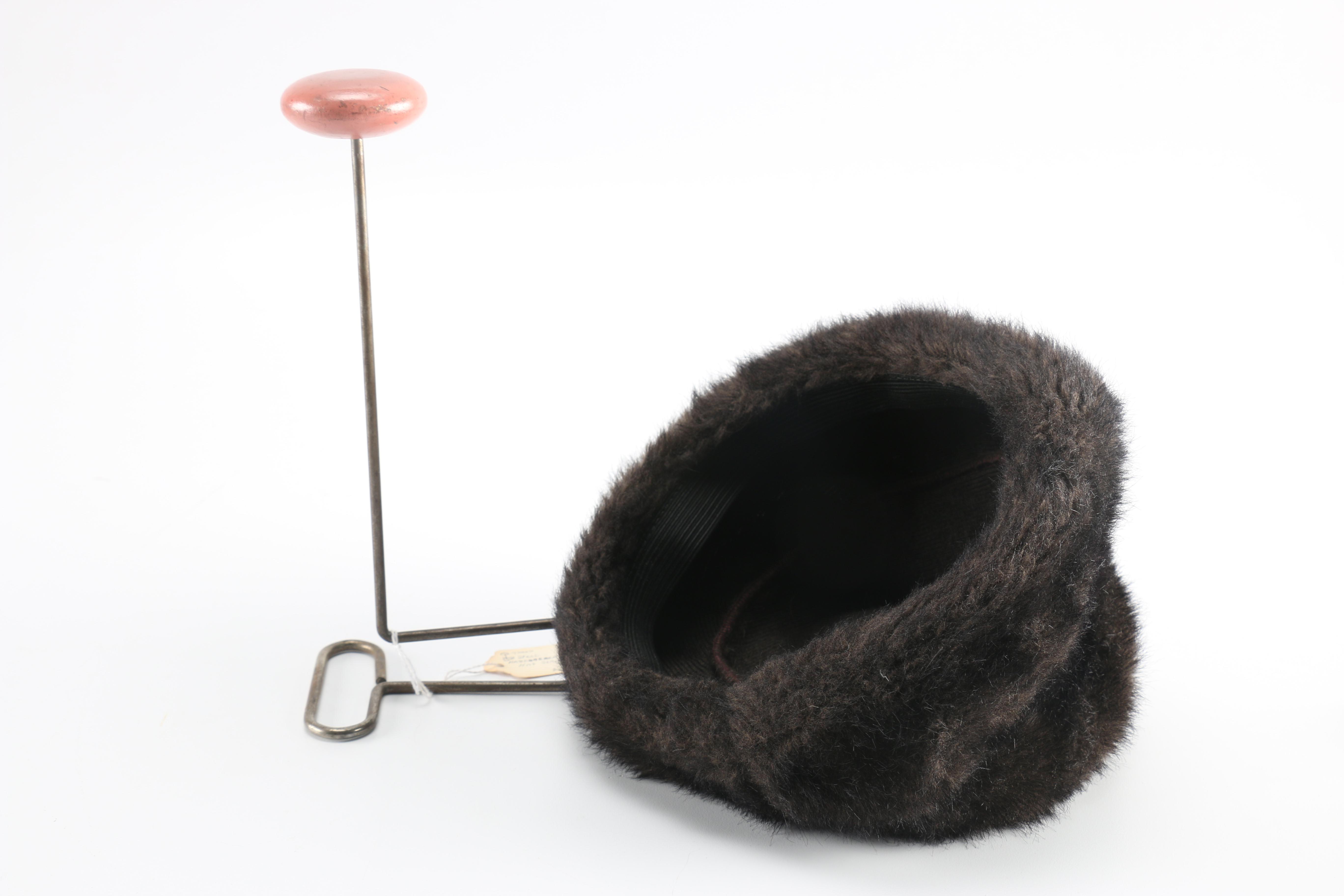 Vintage Mink Fur Hats With Stands Includes Vincent & Bill