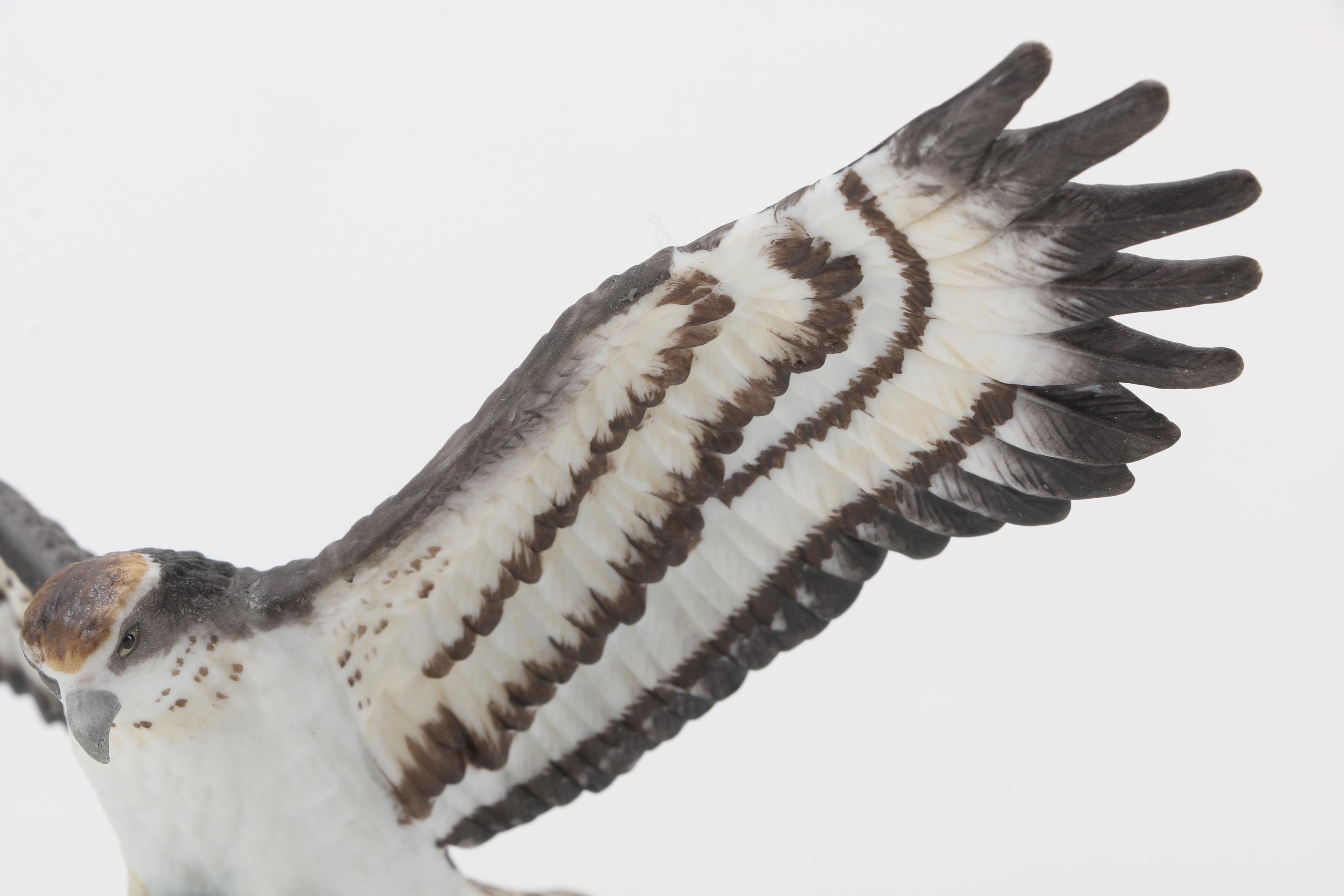 Lenox "Sea Hunter" Porcelain Bird Figurine