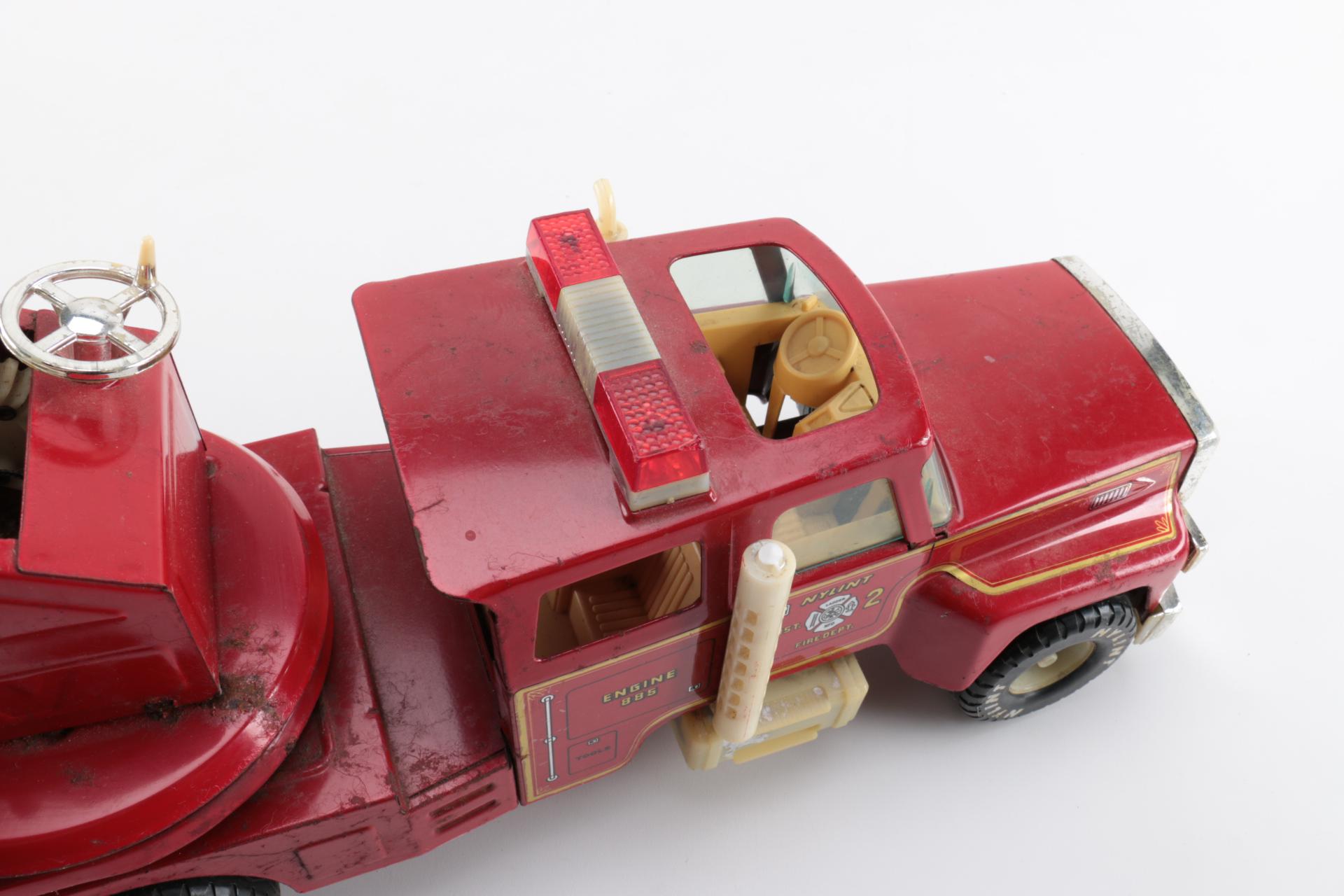 Vintage Nylint Aerial Hook-N-Ladder Fire Truck