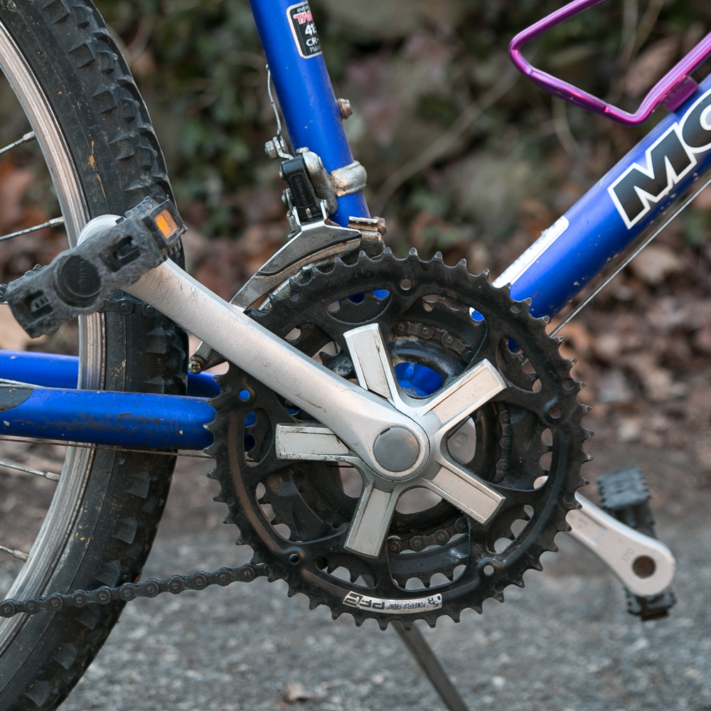 Mongoose "Maneuver" Mountain Bike