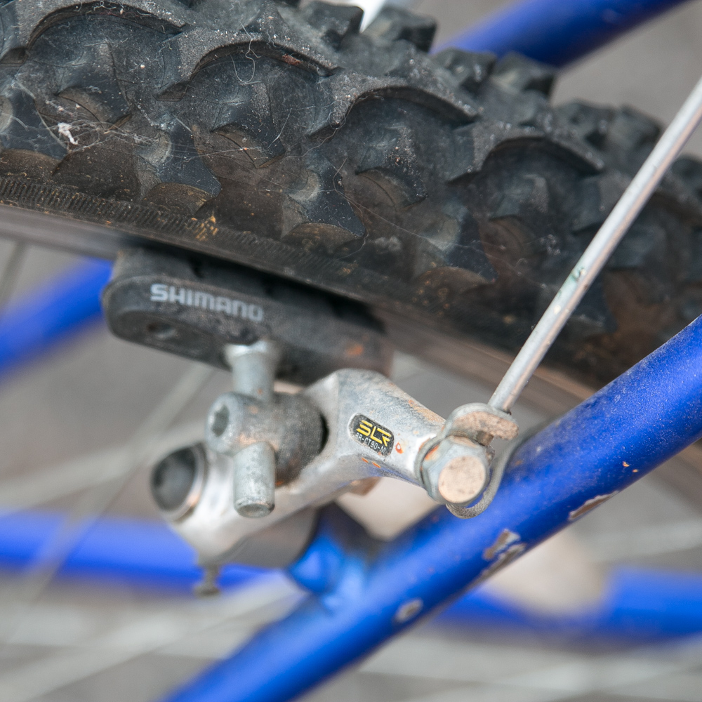 Mongoose "Maneuver" Mountain Bike