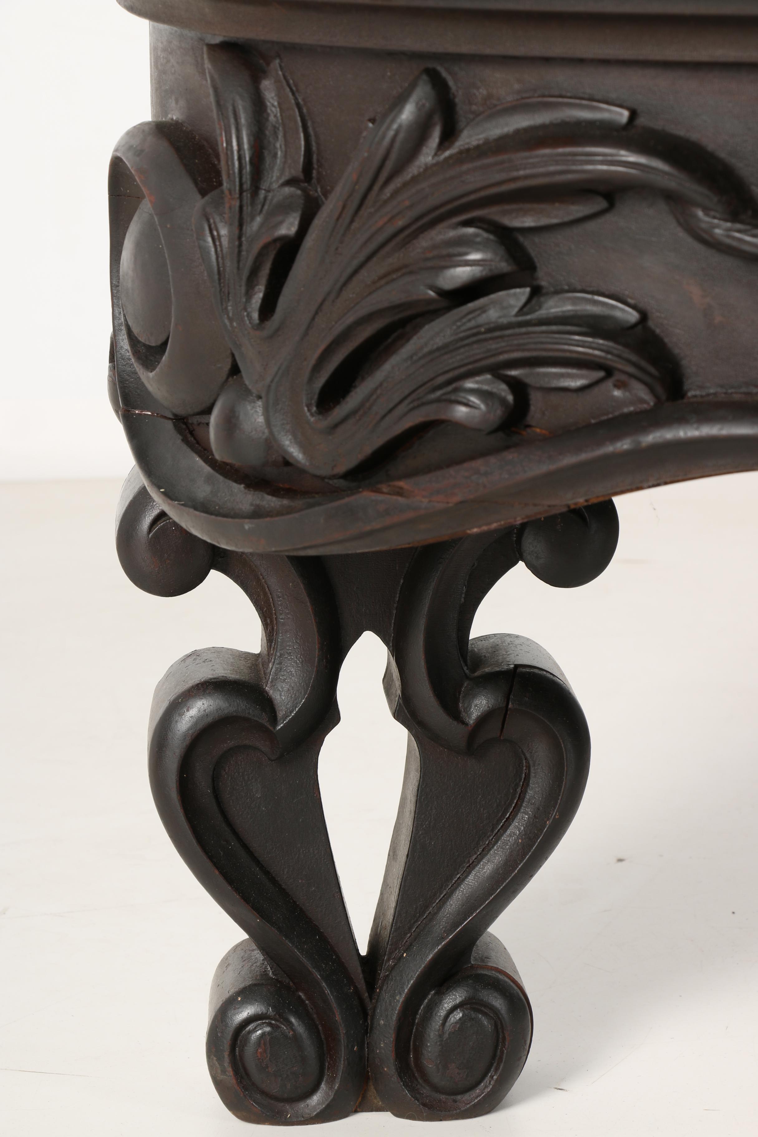 Mitchell and Rammelsberg 19th Century Rosewood Etagere