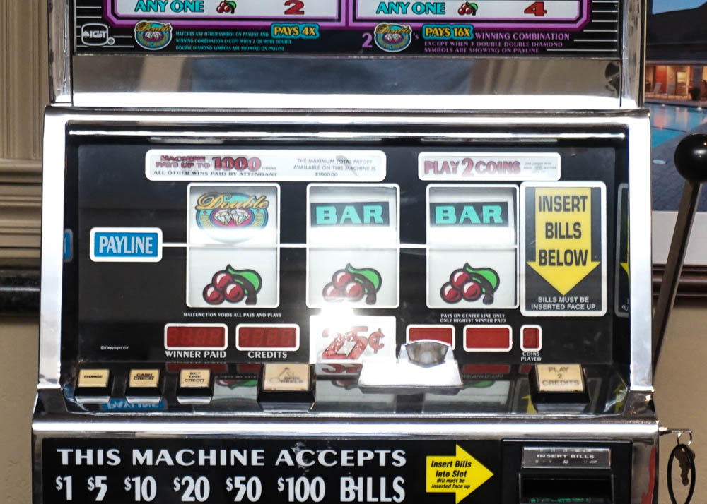 Double Double Diamond Slot Machine