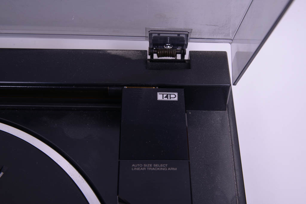 Sony Turntable, Hi-Fi Receiver, 5-Disc CD Player and Speakers