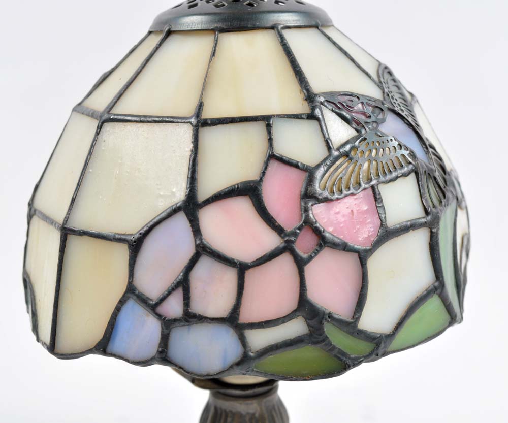 Small Tiffany Style Hummingbird Lamp