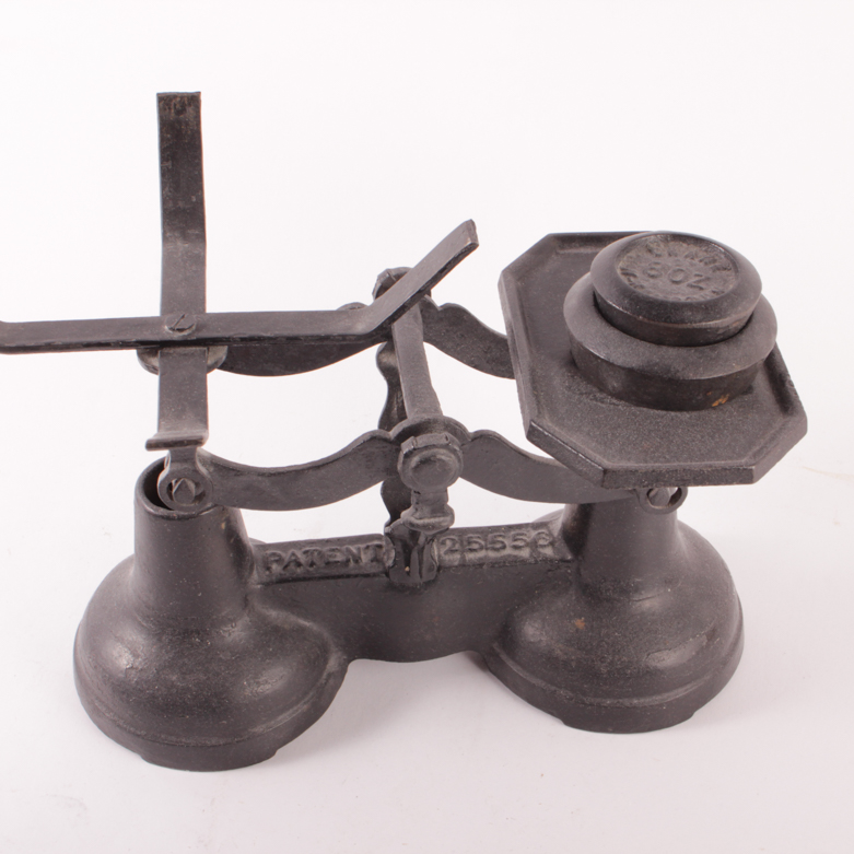 Vintage Cast Iron Scale