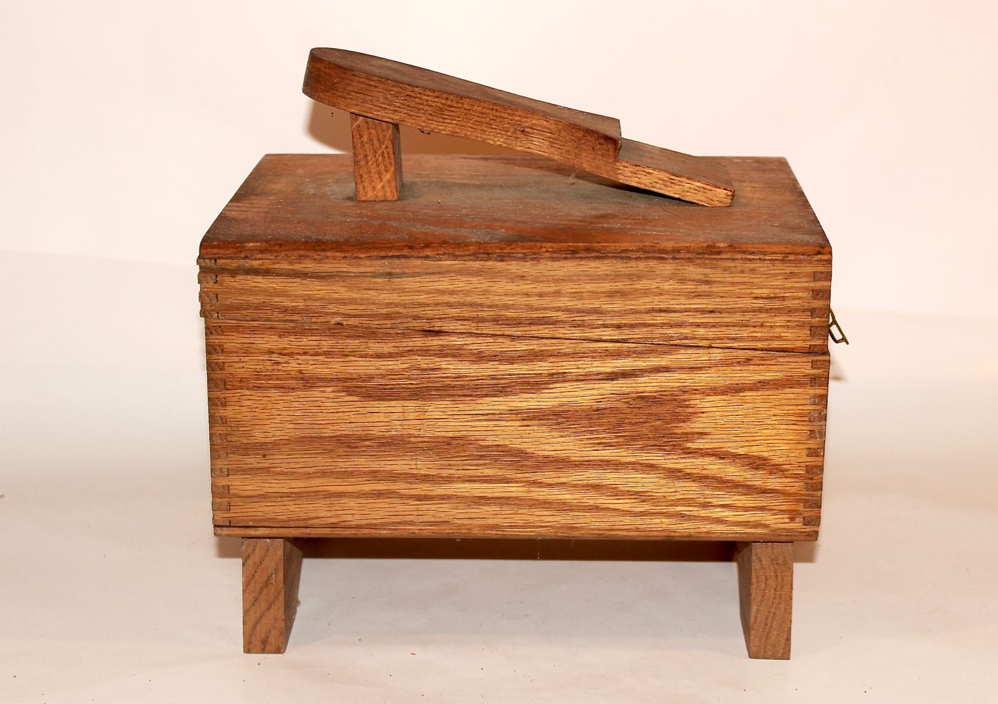 Vintage Griffin "Shinemaster" Oak Shoe Shine Box with Kit