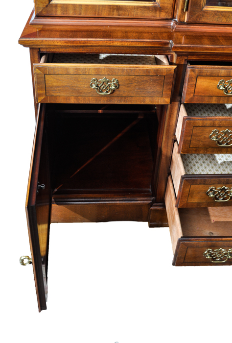 Circa 1980s "Stoneleigh" China Cabinet by Stanley Furniture