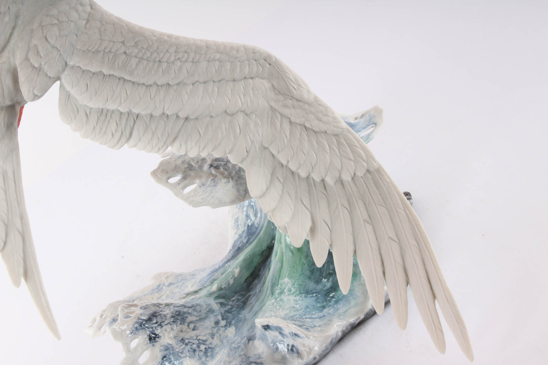 Boehm Limited Edition Porcelain Figurine "Forster's Tern On the Wing"