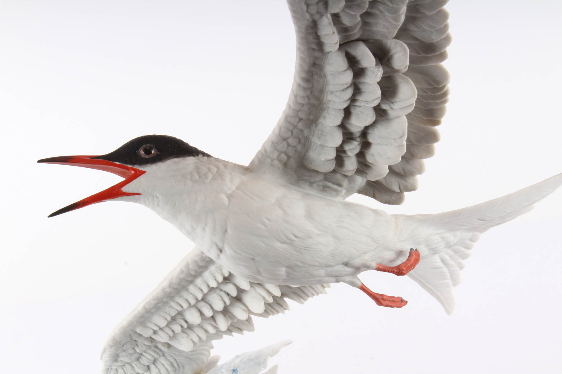 Boehm Limited Edition Porcelain Figurine "Forster's Tern On the Wing"