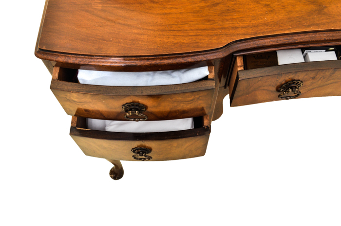 Vintage Queen Anne Style Desk by Beithcraft Furniture