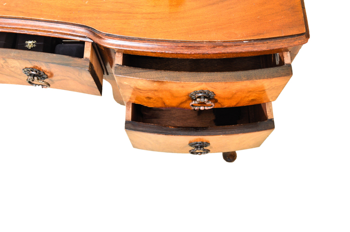 Vintage Queen Anne Style Desk by Beithcraft Furniture