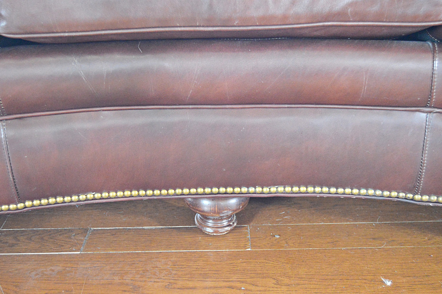 Chesterfield Style Leather Sofa