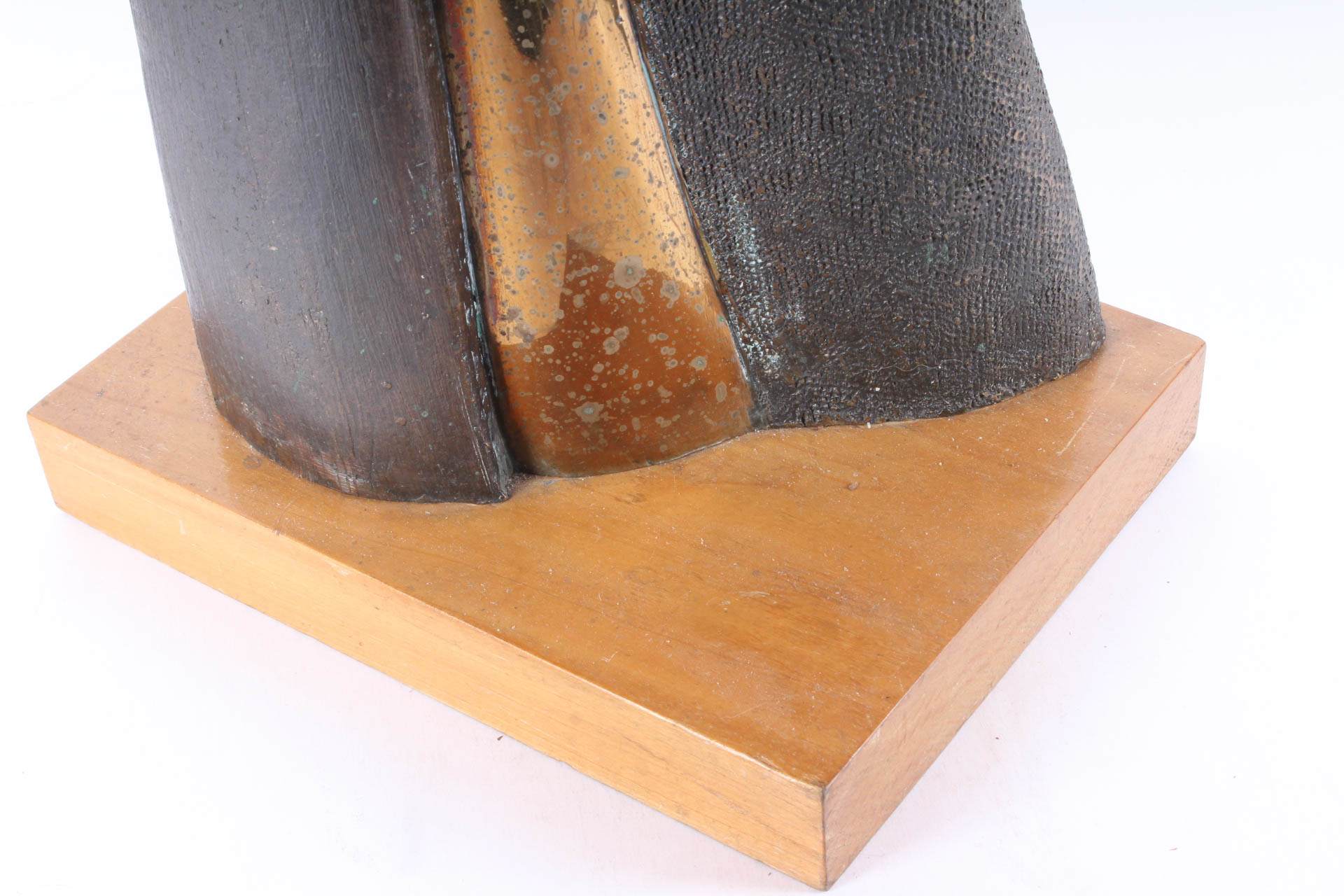 Alfred Tibor Bronze Sculpture "Mothers Kiss"