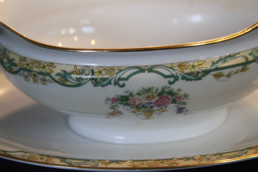 Noritake China "Arvana" Tableware