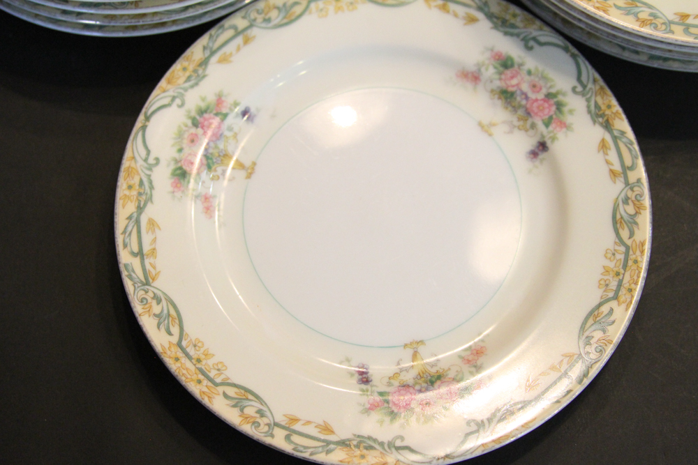 Noritake China "Arvana" Tableware
