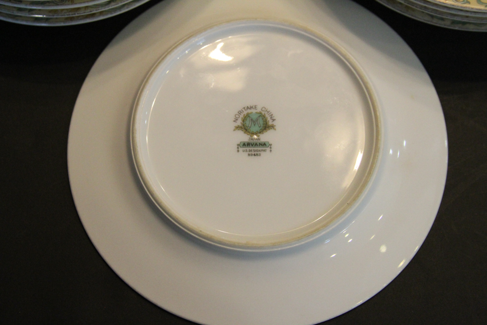 Noritake China "Arvana" Tableware