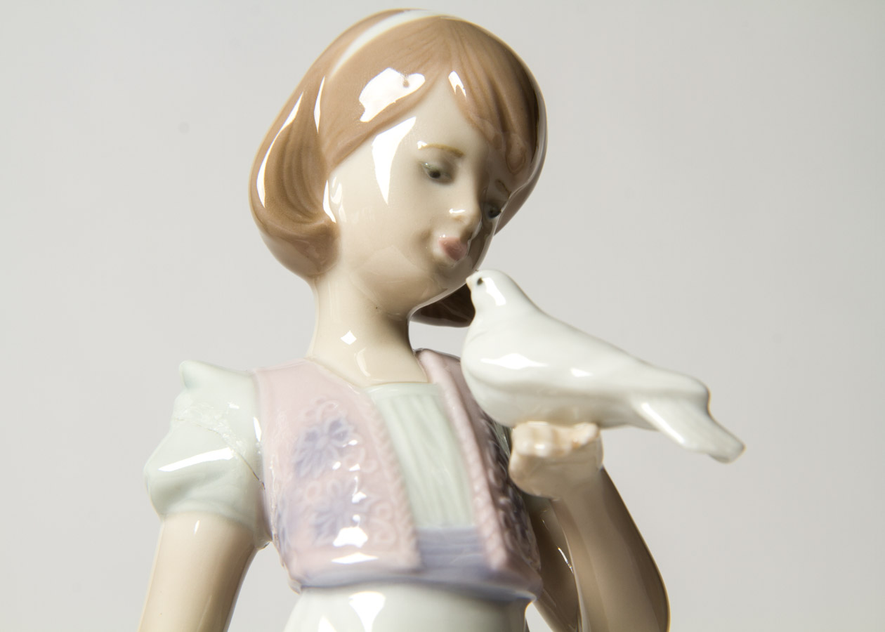 Lladro "Summer Stroll" Porcelain Figurine