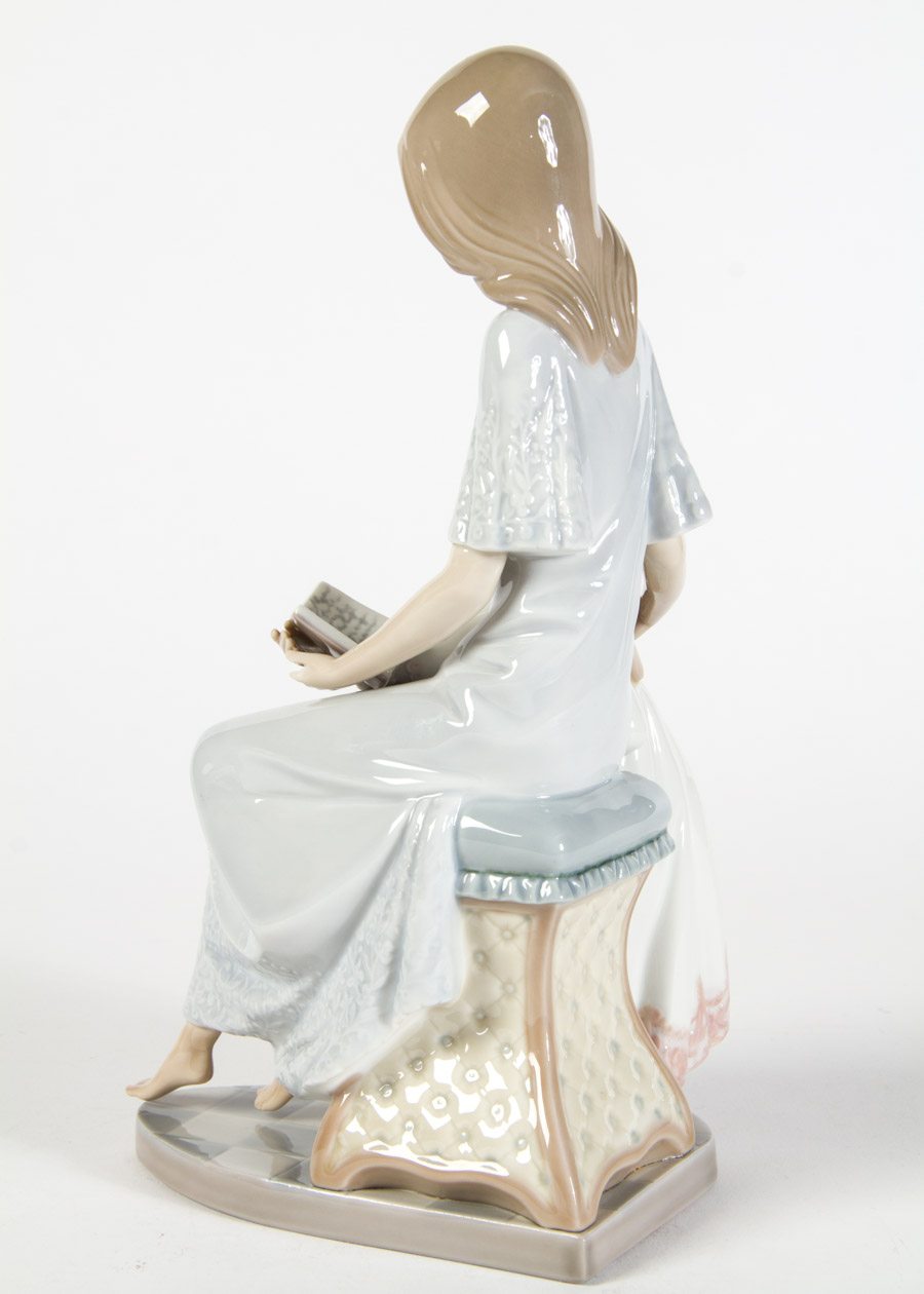 Lladro "Bedtime Story" Porcelain Figurine