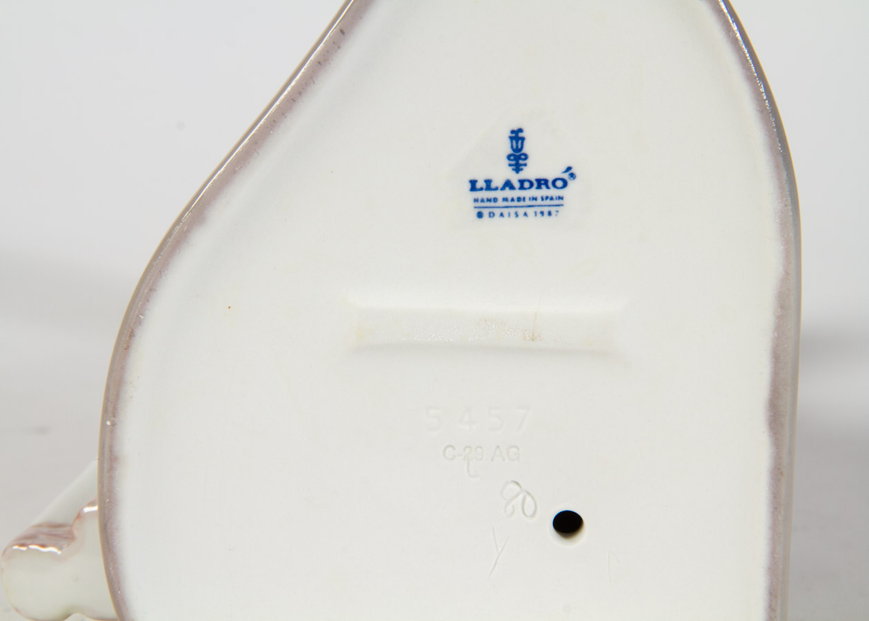 Lladro "Bedtime Story" Porcelain Figurine